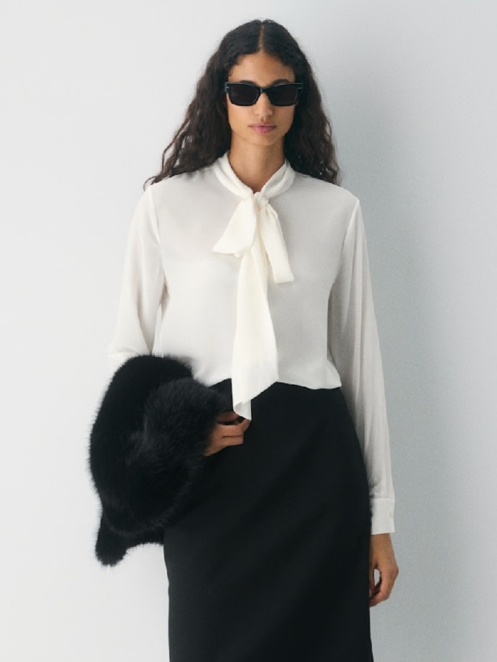 Aritzia Liberty Blouse - Picture 1 of 12